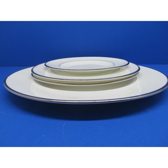 Royal Doulton Signet Dinner Salad and Bread Plate - Picture 7 of 12